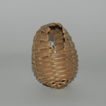 Abbildung eines kleinen Nistkorbs aus Bambus
